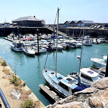 Luxury Porthcawl 1 Bedroom Apt, Prime Location Extérieur photo